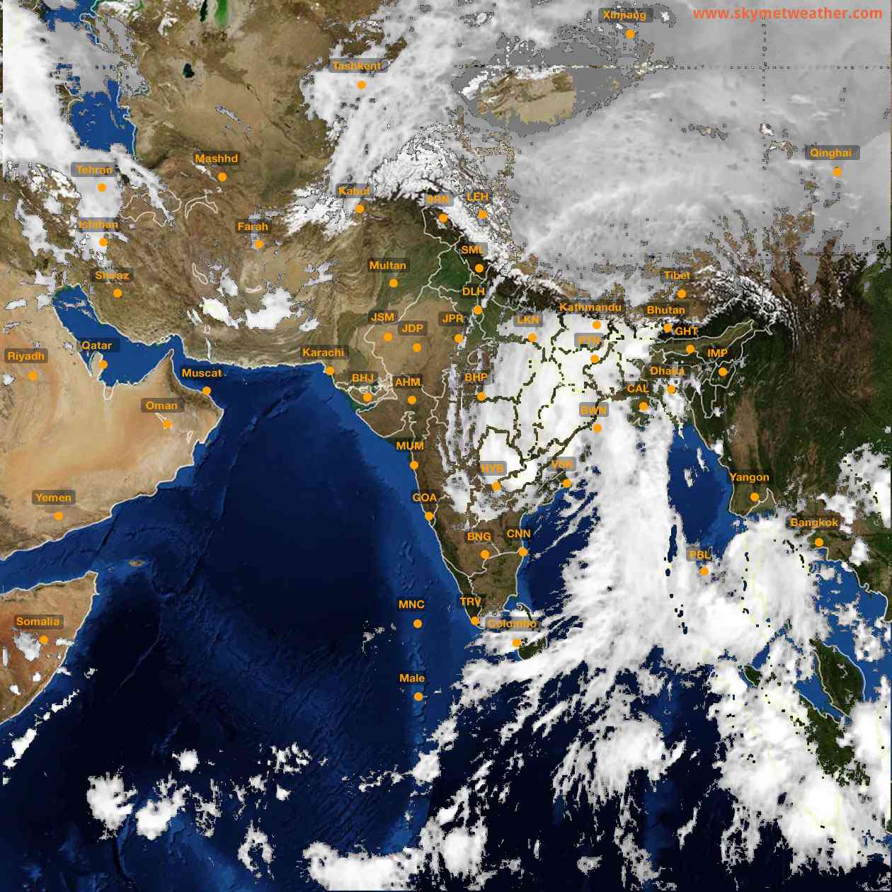 Latest INSAT Weather Satellite Image of India - Infrared Map - 17:00 IST on 28 October 2026