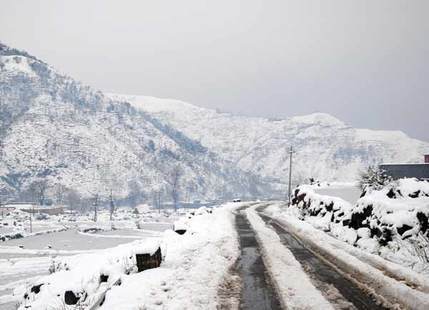 Snowfall in Jammu & Kashmir