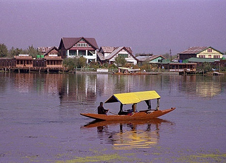 Kashmir Dal lake