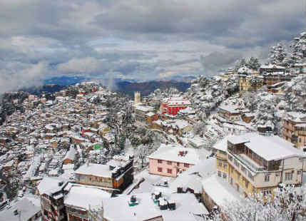 Snowfall makes an appearance over Shimla, more in the offing