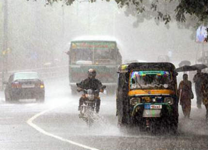 Cyclone Roanu gives record breaking rain over Thiruvananthapuram