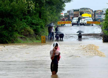 Hoshangabad receives hefty rains yet again, situation remains grim