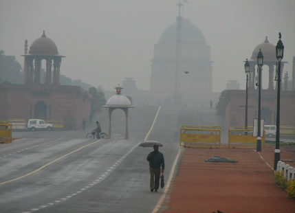 Night in Delhi becomes colder than Shimla