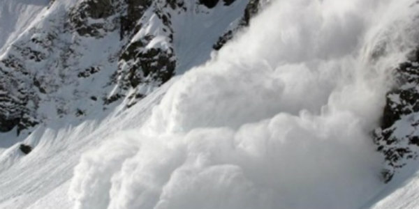 Avalanche hits army base camp in Jammu and Kashmir