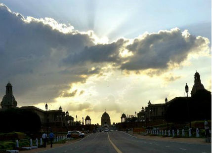 Cloudy weather in Delhi