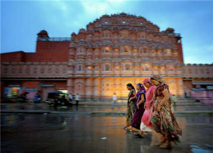 Jaipur witnesses rain, hailstorm; more showers likely