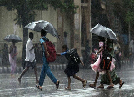 Light rain and lightning activity likely over Northeast Bihar