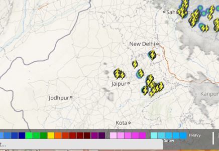 lightning in Delhi