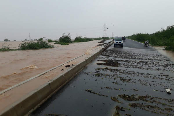 Gujarat floods 7