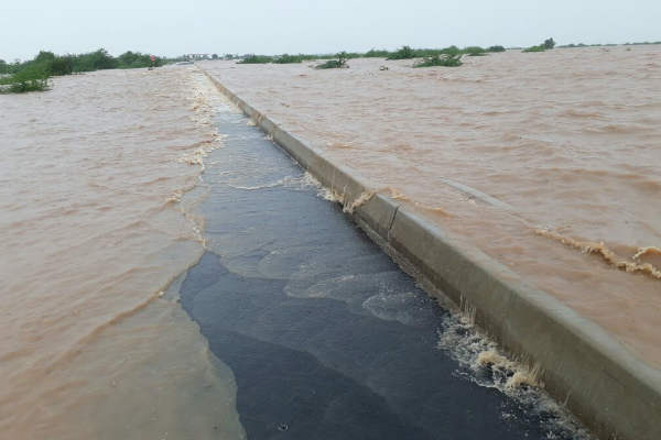 Gujarat floods 9