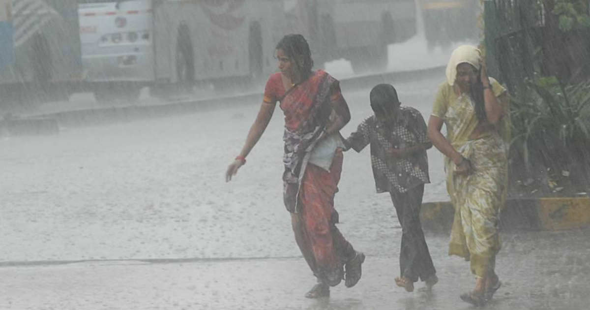 Rajkot Receives 95 Mm Of Heavy Rains, Flood Threat Continues 