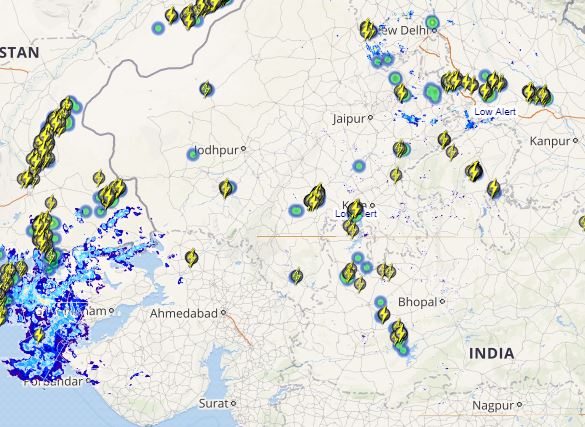 Gujarat rain and lightning