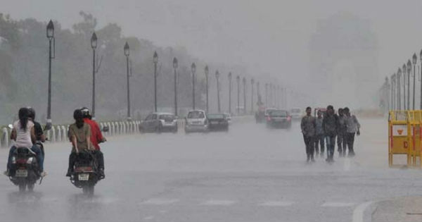 Rain in delhi