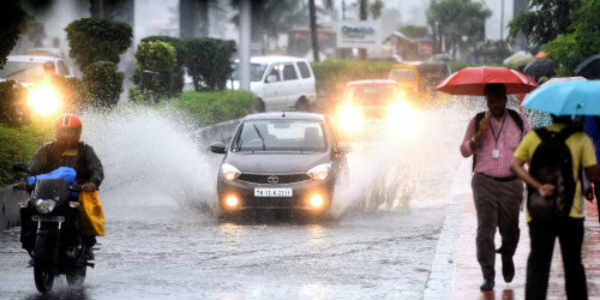 Chennai records 101 mm rain in 24 hours, showers to reduce now