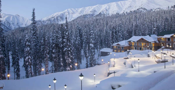 Pahalgam snowfall