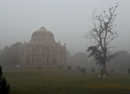 Smog in Delhifeature