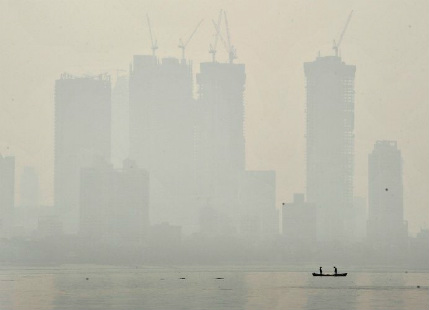 Mumbai Pollution: After Delhi, Mumbai smog appears; air quality becomes very poor