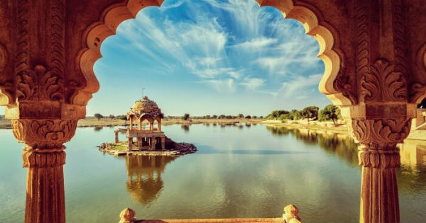 Gadisar-Lake-in-Rajasthan-Travel Triangle 600