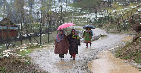 Rain in Kashmir and Himachal