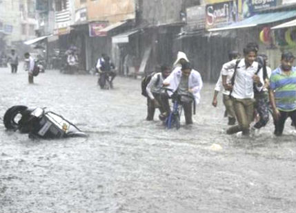 Heavy rain in Meerut