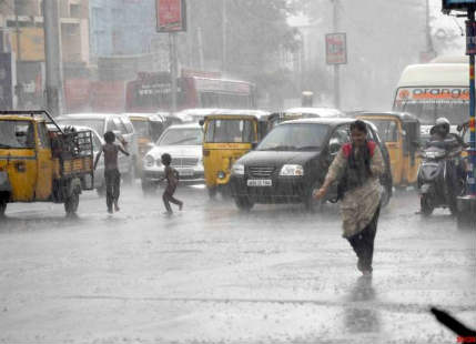 Heavy showers in Adilabad, Nizamabad, Warangal; Hyderabad rains to remain light