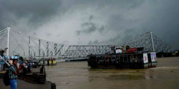 Upcoming low pressure area to give more rains over Kolkata