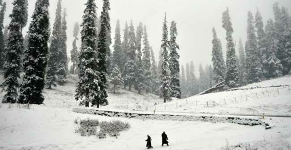 Rain-snow in Kashmir and Himachal_NDTV 600