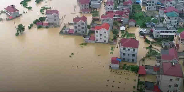 China floods web