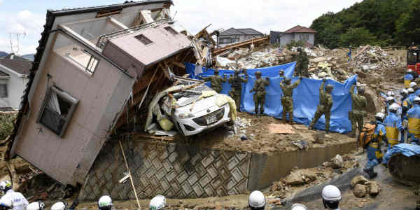 japan floods web