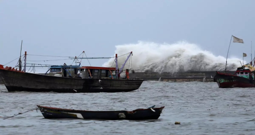 Cyclone Vayu Current Status 