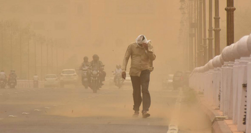 Rain and dust storm in Northwest India