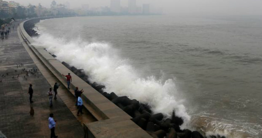 Mumbai Rains Cyclone Vayu