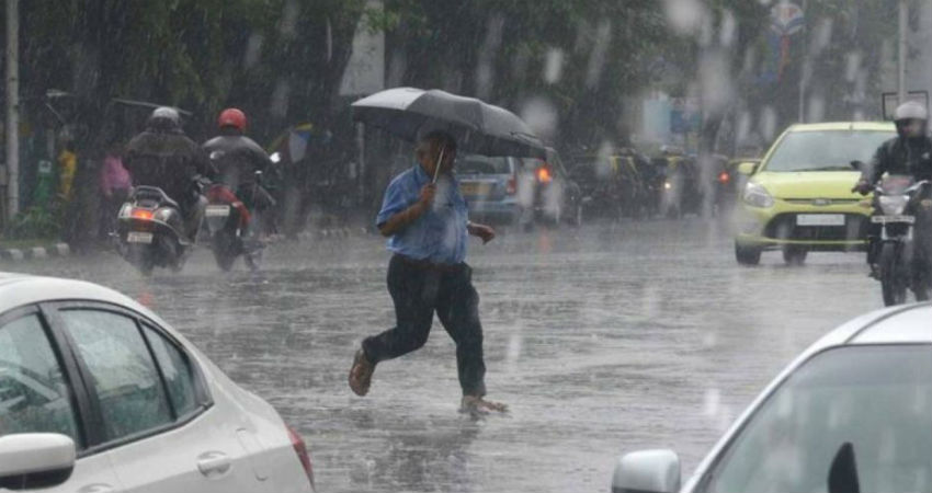 Cylone Vayu: Rain in Mumbai 