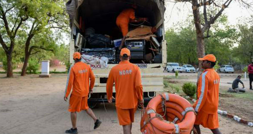 Evacuations ahead of Cyclone Vayu 