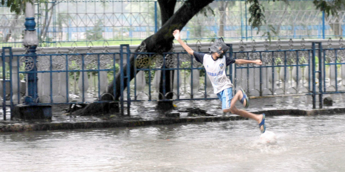 Rain in Kolkata