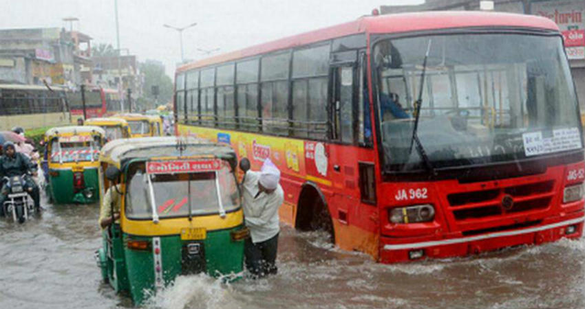 Rain in Kutch