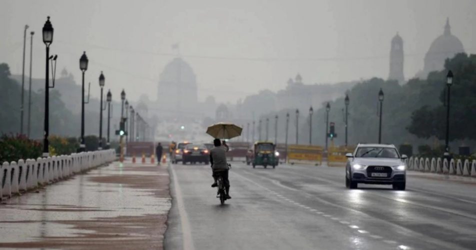 Delhi RAINS SOCIAL