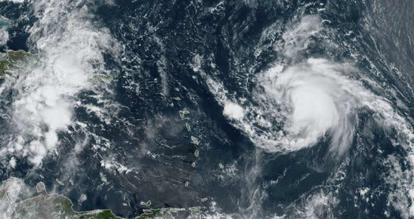 Hurricane Jerry to hit Bermuda, Potential Typhoon Tapah to head towards ...