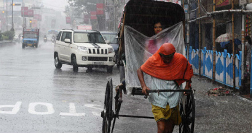 Rain in Kolkata 