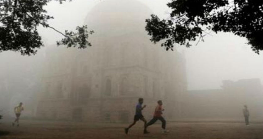 Minimum temperarure in Delhi in November