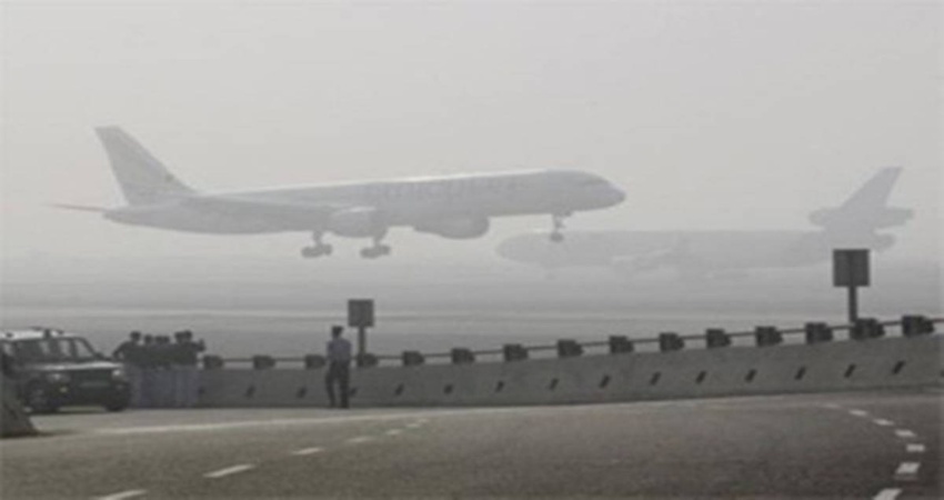 flights delay in delhi 