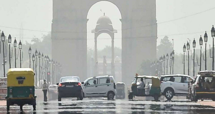 Delhi crosses 40 degrees mark