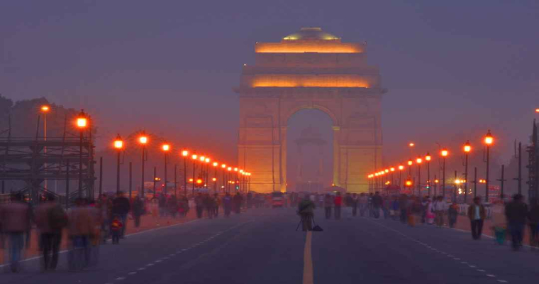 Delhi Witness Single Digit Temperatures Again, Light Rain May Show Up ...