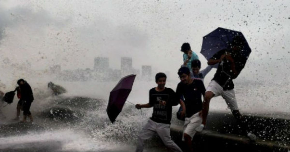 monsoon rain in Mumbai