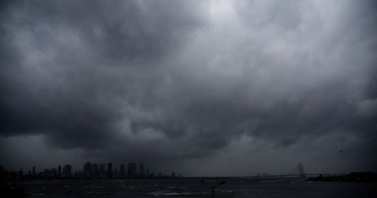 monsoon rain in Mumbai